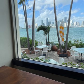 Rusty Pelican - Miami - The view is A plus - Seafood Near Me - Key Biscayne, Florida