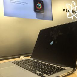 Genius Bar Genius Bar