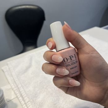 Bilancia Nail Spa - BEAUTIFUL NAILS - Nail Salons Near Me - Chicago, Illinois