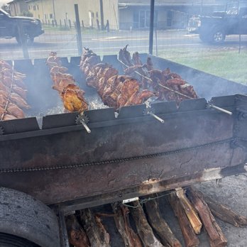 GJ's Huli Chicken - Hawaiian Near Me - Waimea, Hawaii