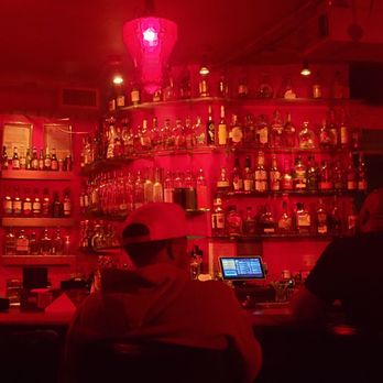 The Davenport - Lounges Near Me - Houston, Texas