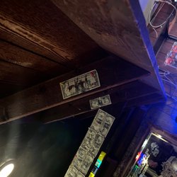 King's Bar - Trump signature
