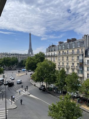 Hôtel La Comtesse Tour Eiffel by null