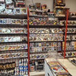 New Guy in Comics - Wide Selection of Funko Pops