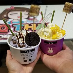 Taro, and coconut flavour. Each comes with 3 toppings!