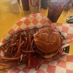 Poppy's Smokehouse - Jam Burger