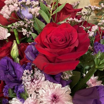 Here Come The Blooms - Gorgeous fresh flowers - Florists Near Me - Garden Grove, California