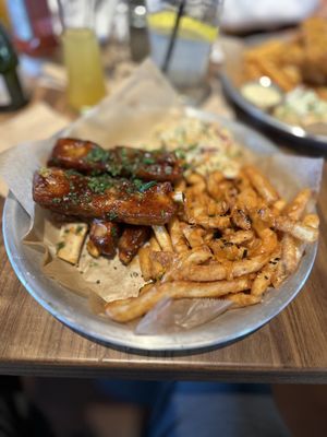 Lazy Dog Restaurant & Bar by null