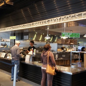 Shake Shack - Burgers Near Me - Los Angeles, California