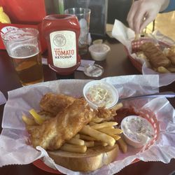 The Sand Bar - Fish fry dinner