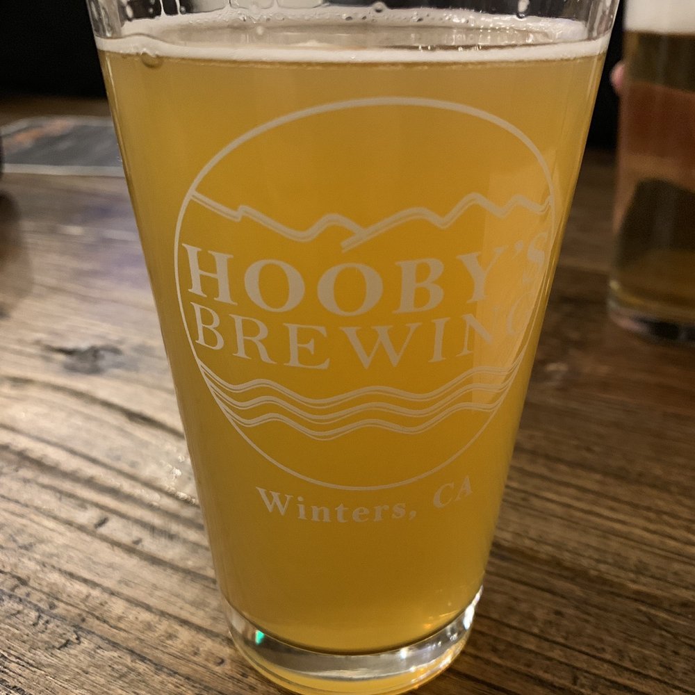 Hooby’s Brewing - Hazy Ipa - Breweries Near Me - Winters, California