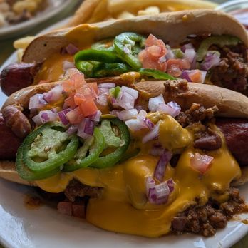 7th & Carson - Chili Cheese Dogs - New American Near Me - Las Vegas, Nevada