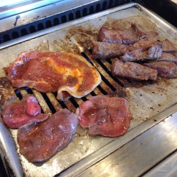 Sik Do Rak - Loading the grill ... - Korean Near Me - Honolulu, Hawaii
