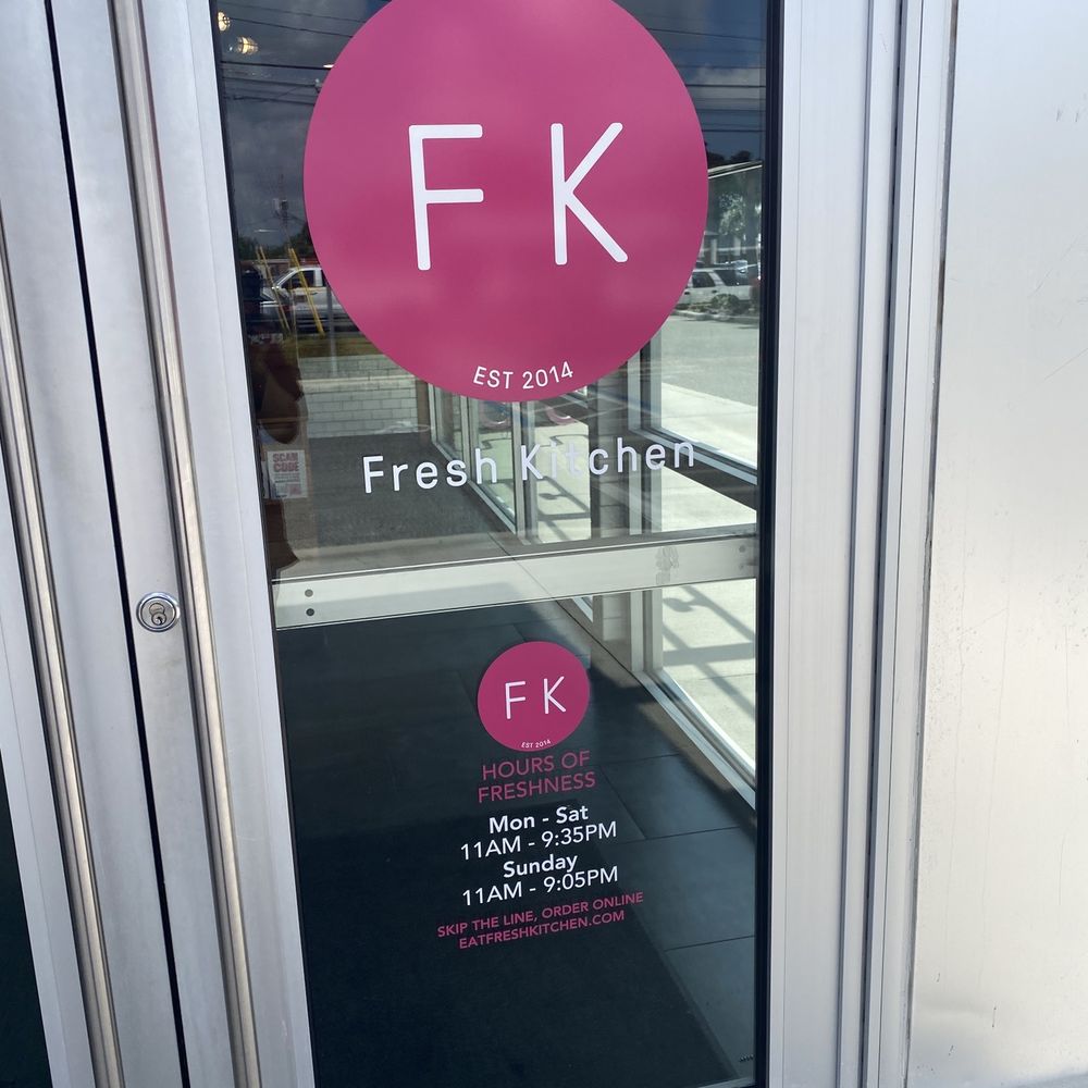 Fresh Kitchen - It is clean + has plenty of seating. - Vegetarian Near Me - Orlando, Florida Fresh Kitchen - It is clean + has plenty of seating. - Vegetarian Near Me - Orlando, Florida