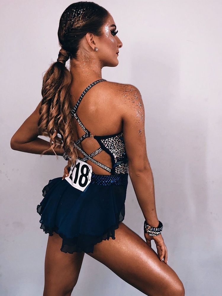 Elina Spray Tan Logo