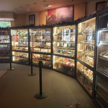 Griffin Cigar - Good display - Tobacco Shops Near Me - Richmond, Virginia Griffin Cigar - Good display - Tobacco Shops Near Me - Richmond, Virginia