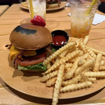 Toadstool Cafe - Cafes Near Me - Universal City, California