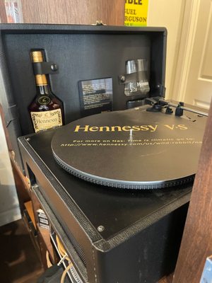 De La Playa Records & Leisure by null