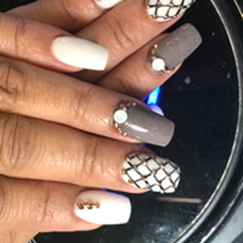 Glaze Nails - Nail Salons Near Me - Lewisville, Texas