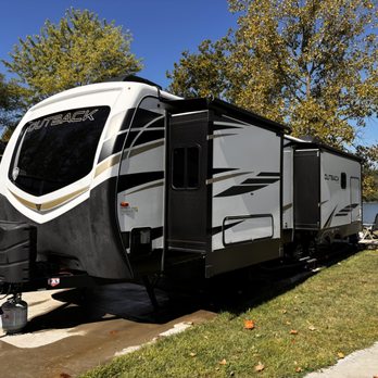 Her Majesty's Detail - We also have RV packages which are priced per foot. - Auto Detailing Near Me - Cincinnati, Ohio
