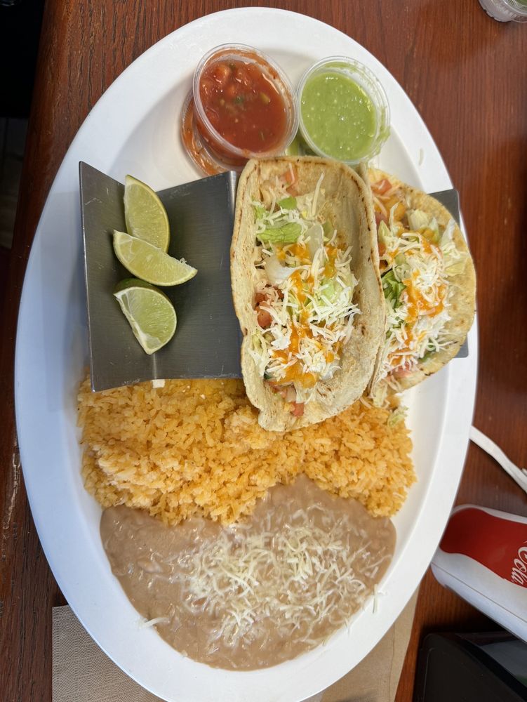 Cantarito's Taqueria & Bar Logo