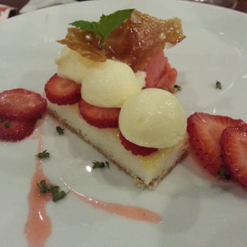 MW Restaurant - Strawberry Shortcake - New American Near Me - Honolulu, Hawaii MW Restaurant - Strawberry Shortcake - New American Near Me - Honolulu, Hawaii