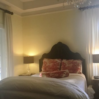 Twelve Oaks Bed and Breakfast - Bed & Breakfast Near Me - Covington, Georgia