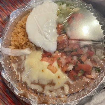 El Rincon Mexican Restaurant - Specified to be plain rice, no beans no salad. This is what he received..... - Mexican Near Me - Bridgeport, West Virginia El Rincon Mexican Restaurant - Specified to be plain rice, no beans no salad. This is what he received..... - Mexican Near Me - Bridgeport, West Virginia