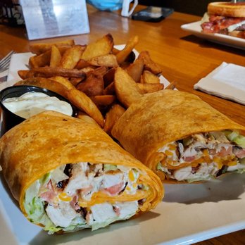 Bob's Burgers & Brew - Bacon Ranch Wrap - American Near Me - Tulalip, Washington