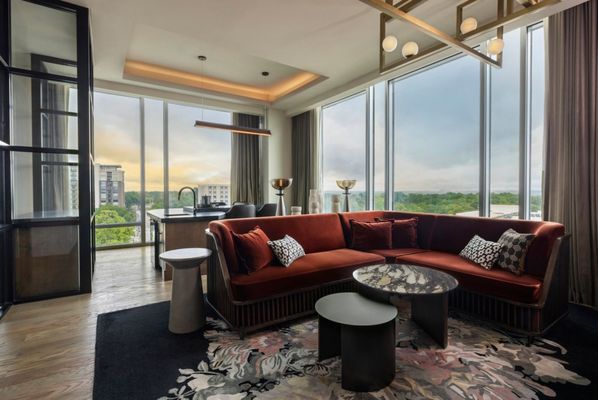 The Tess, Autograph Collection by null