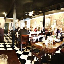 Linde Marie's Steakhouse on the Square - Inside dining
