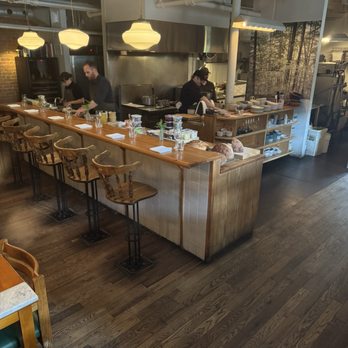 Candide - Inside - French Near Me - Montreal, Quebec