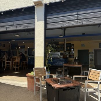 Island Brewing Company - Inside and patio area - Breweries Near Me - Carpinteria, California