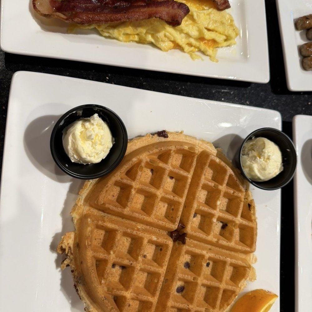 Keke's Breakfast Cafe - 1 Waffle Keke's Special - Breakfast & Brunch Near Me - Lakeland, Florida