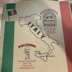 Toarmina's Pizza - Box for the pizza