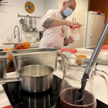 Cooking Point - During instruction - Cooking Schools Near Me - Madrid, M