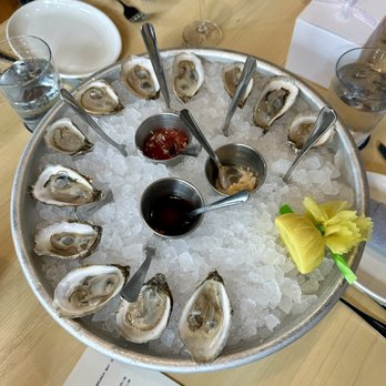 Eunice - Rhode Island oysters - Cajun/Creole Near Me - Houston, Texas