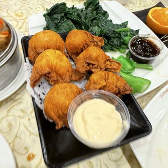 Lunasia Dimsum House - Deep Fried shrimp dumpling - Dim Sum Near Me - Alhambra, California Lunasia Dimsum House - Deep Fried shrimp dumpling - Dim Sum Near Me - Alhambra, California