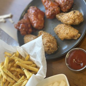 Swan's Korean Fried Chicken - Sweet & Spicy and Soy garlic with fries - Chicken Wings Near Me - Burlington, Washington Swan's Korean Fried Chicken - Sweet & Spicy and Soy garlic with fries - Chicken Wings Near Me - Burlington, Washington