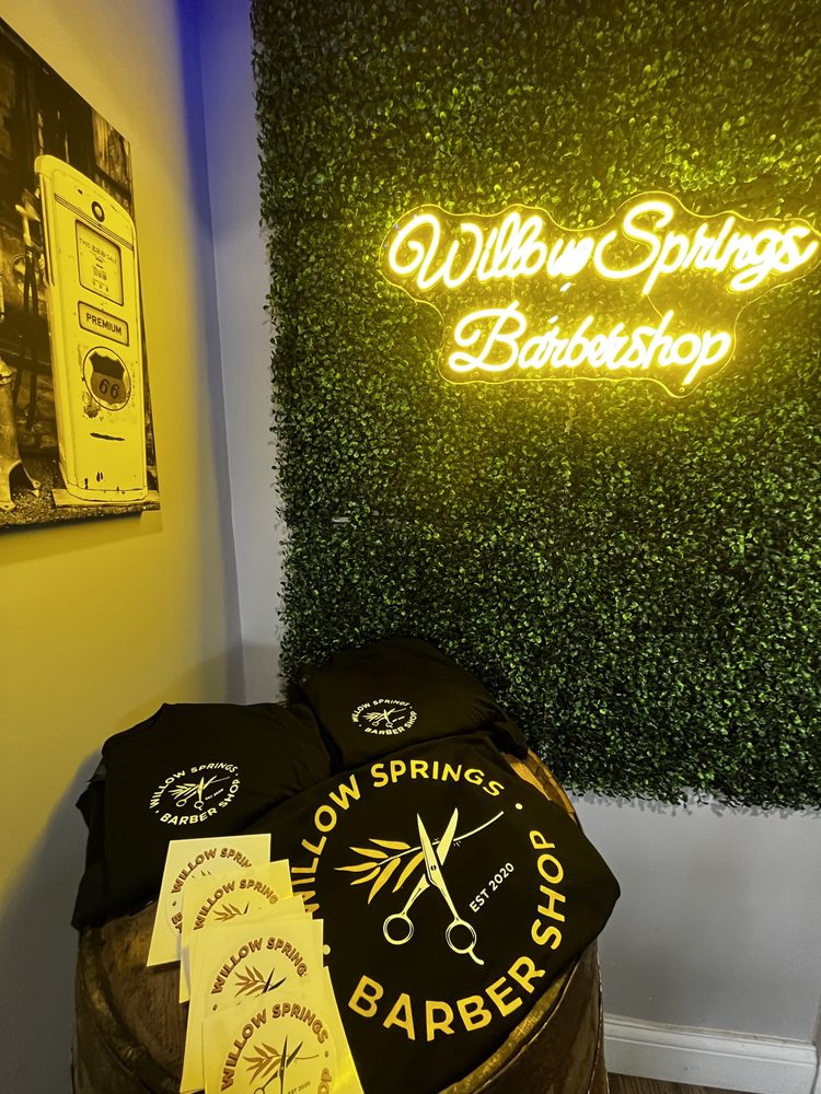 WILLOW SPRINGS BARBER SHOP 16 Photos 8695 Archer Ave, Willow