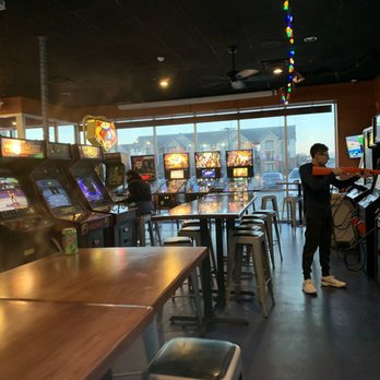 Level One Bar + Arcade - Inside - Bars Near Me - Columbus, Ohio