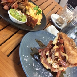 The Rusty Burrow - FChick waffles and big breakfast.