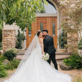 Janene's Bridal Boutique - Bridal Near Me - Alameda, California