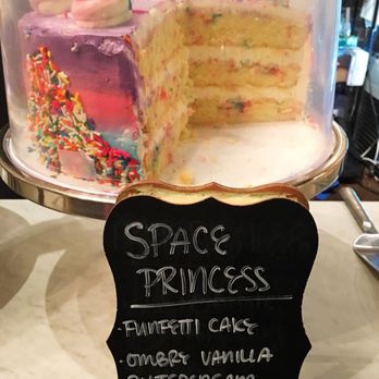 Jennivee’s Bakery - Desserts Near Me - Chicago, Illinois