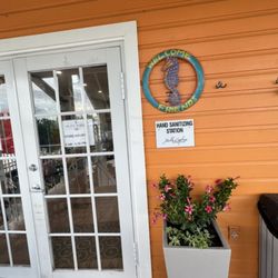 The Island Market - Welcome friends!