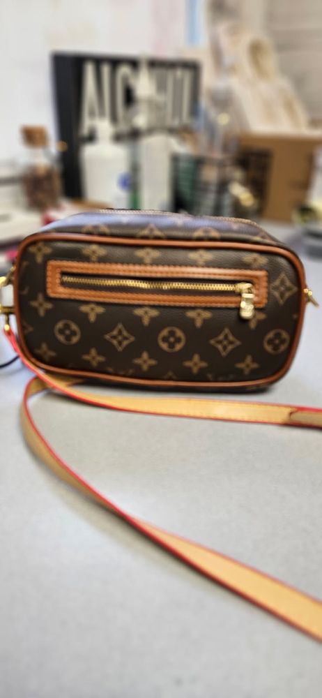 Babes Bags and Bling Logo