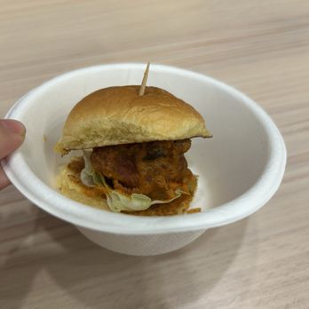 HAPI Yelp Event: Pok Pok Po + bōl - Chicken slider - Yelp Events Near Me - Houston, Texas HAPI Yelp Event: Pok Pok Po + bōl - Chicken slider - Yelp Events Near Me - Houston, Texas