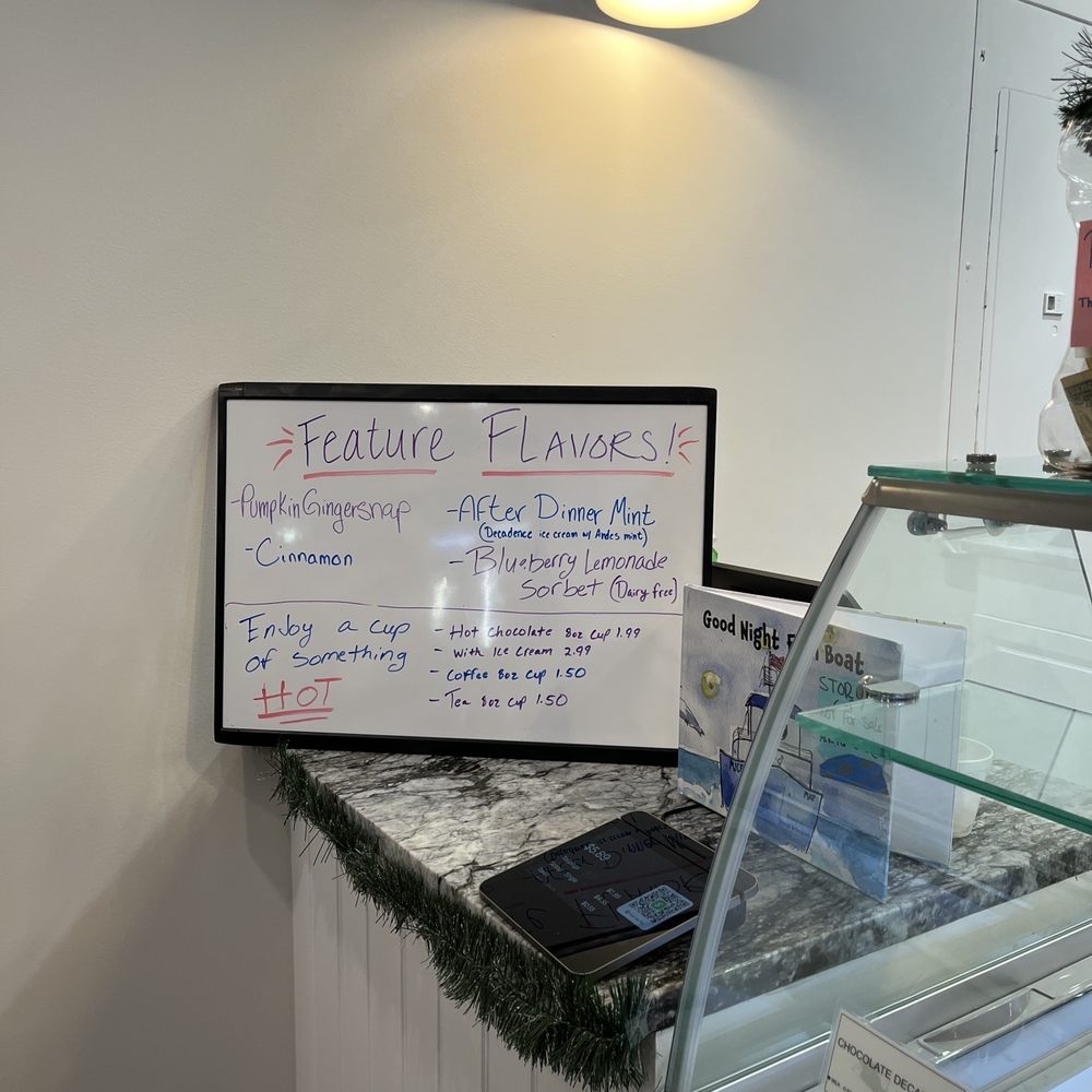 Chitterchats Second Scoop - Kilmarnock - a display case with a menu on it - Ice Cream & Frozen Yogurt Near Me - Kilmarnock, Virginia