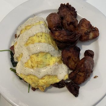 Phoebe's Diner - -BST Omelet- - Breakfast & Brunch Near Me - Austin, Texas