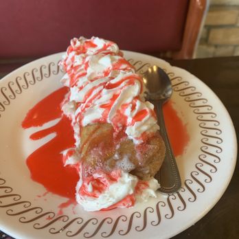 Mariachi's - Cheesecake chimichanga - Mexican Near Me - Dierks, Arkansas Mariachi's - Cheesecake chimichanga - Mexican Near Me - Dierks, Arkansas